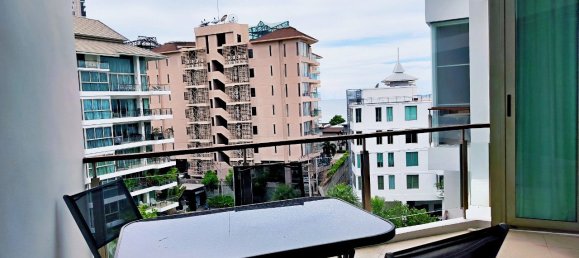 2 bedrooms Condo in Pattaya, Thailand No. 185 4