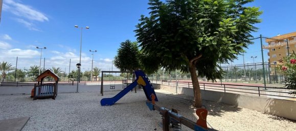 Apartamento de 2 dormitorios en Guardamar del Segura, Spain No. 174655 16