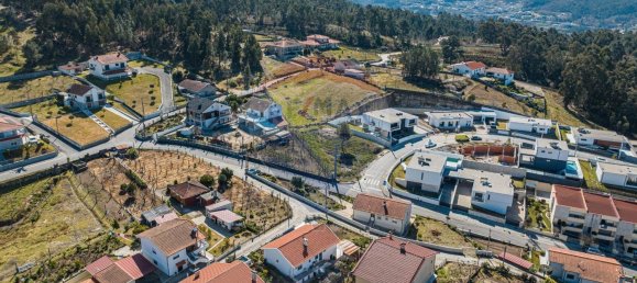 Terrain à Quinchaes, Portugal 900m² No. 27311 4