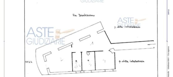 4 rooms Apartment in Naples, Italy No. 12903 9