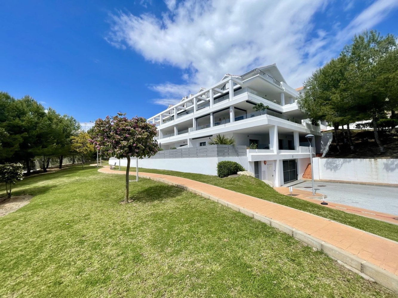 2 Schlafzimmer Wohnung in Estepona, Spain, Nr. 134424