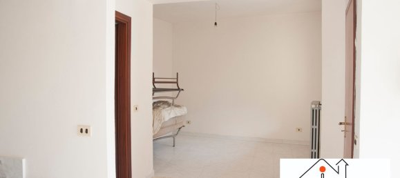 Casa de 5 habitaciónes en Montefredane, Italy No. 162195 10