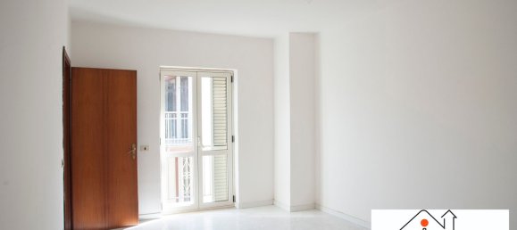 Casa de 5 habitaciónes en Montefredane, Italy No. 162195 17