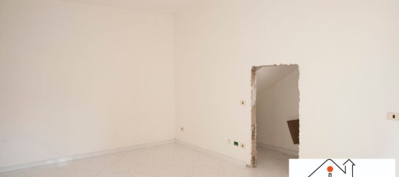 Casa de 5 habitaciónes en Montefredane, Italy No. 162195 3