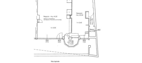 2-Zimmer Gewerbliche Immobilie in Barzanò, Italy, Nr. 82028 32