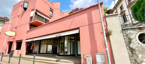 2-Zimmer Gewerbliche Immobilie in Barzanò, Italy, Nr. 82028 4