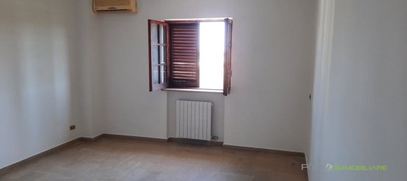 3 bedrooms Apartment in Brindisi, Italy No. 333909 2