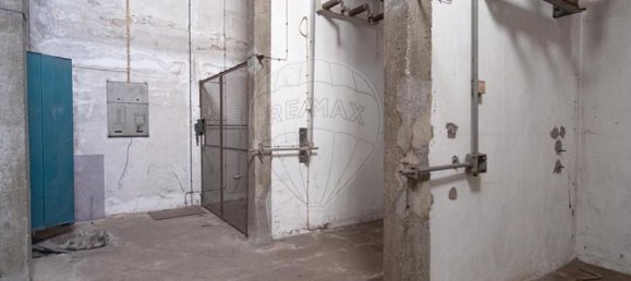 4000m² Warehouse in Marinha Grande, Portugal No. 82210 23