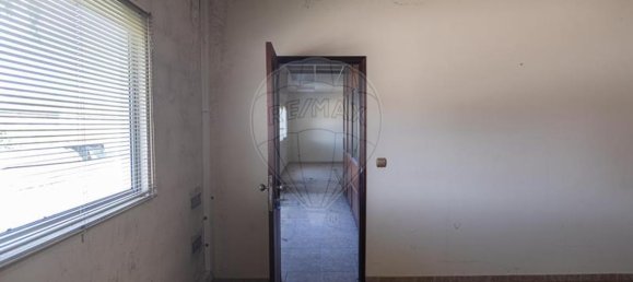 4000m² Warehouse in Marinha Grande, Portugal No. 82210 42