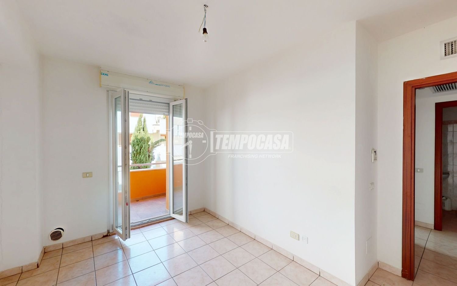 2غرفة شقة في Fermo, Italy رقم 274908