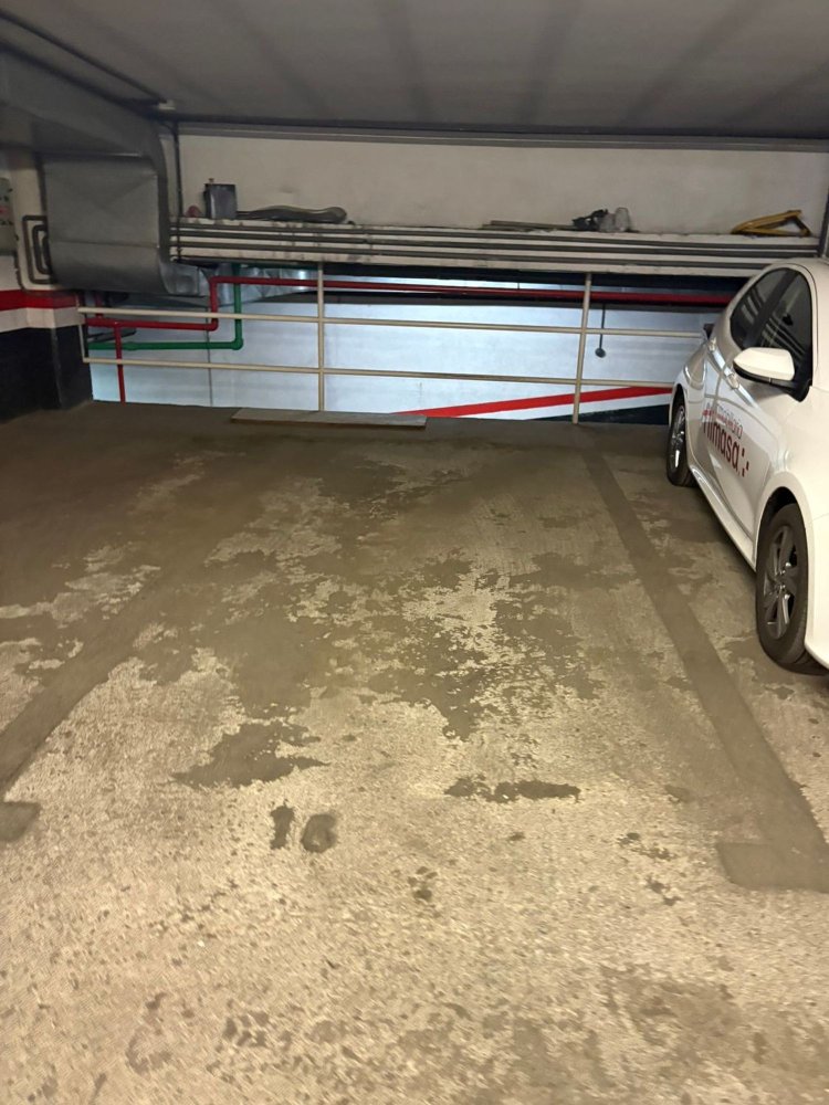 13m² Garage in Villaviciosa de Odon, Spain No. 186497