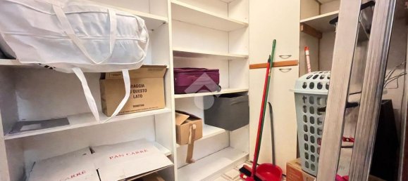 3 bedrooms Apartment in Rome, Italy No. 44905 7