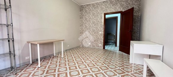 3 bedrooms Apartment in Rome, Italy No. 44905 10