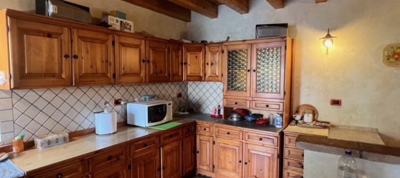 4 bedrooms House in Acquanegra sul Chiese, Italy No. 329550 7