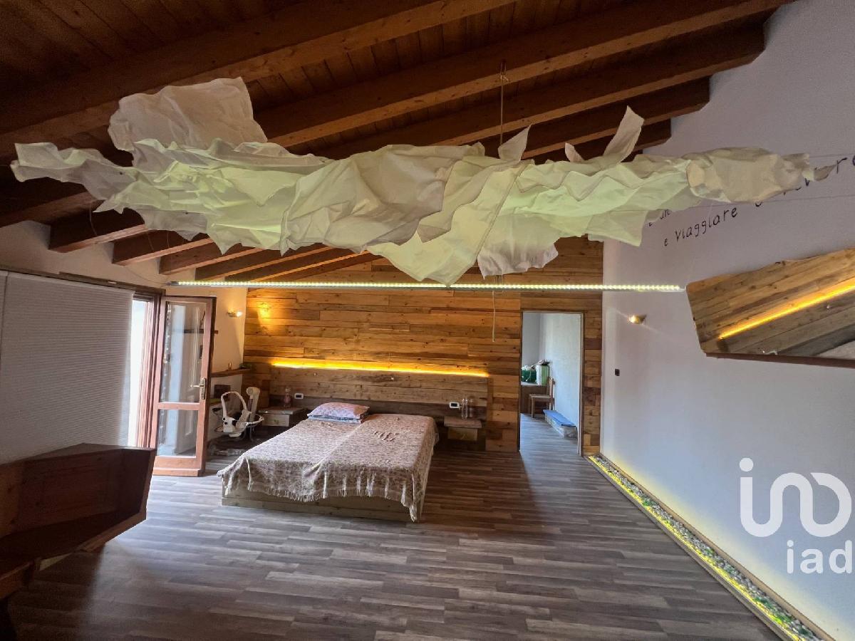 4 bedrooms House in Acquanegra sul Chiese, Italy No. 329550