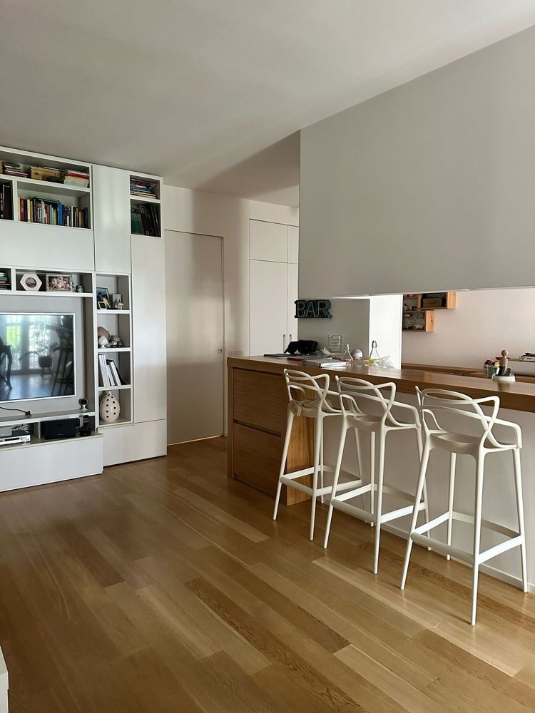 Apartamento de 6 dormitorios en Foggia, Italy No. 376667