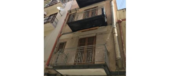 Дом с 2 спальнями в Монтелепре, Италия № 254436 8