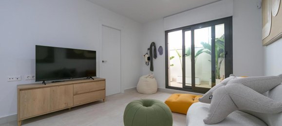 2 bedrooms Villa in Torrevieja, Spain No. 6418 12