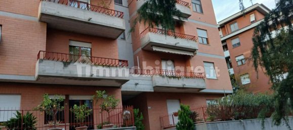 3 bedrooms Apartment in Macerata, Italy No. 107020 3