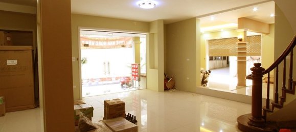 Apartamento de 2 dormitorios en Ba Dinh, Vietnam No. 5976 2