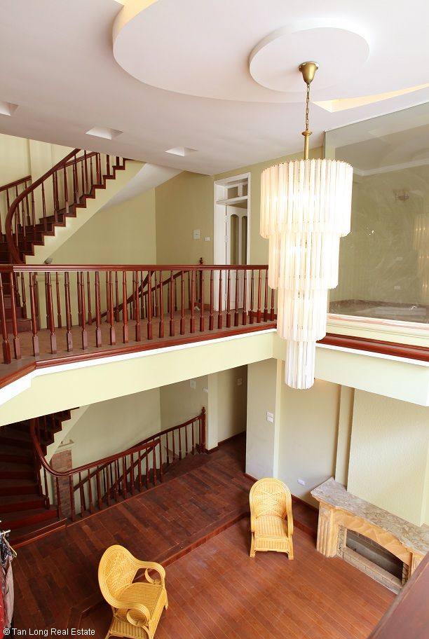 Apartamento de 2 dormitorios en Ba Dinh, Vietnam No. 5976