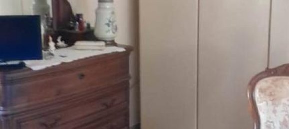 4 rooms House in Campi Bisenzio, Italy No. 28650 8