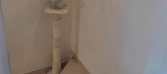 4 rooms House in Campi Bisenzio, Italy No. 28650 10