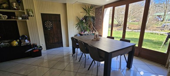 Замки и поместья с 6 комнатами в О-дю-Тан-Шато-Ламбер, Франция № 45969 23