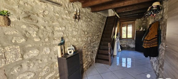 Замки и поместья с 6 комнатами в О-дю-Тан-Шато-Ламбер, Франция № 45969 10