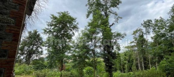 3 bedrooms House in Maiolo, Italy No. 296230 3