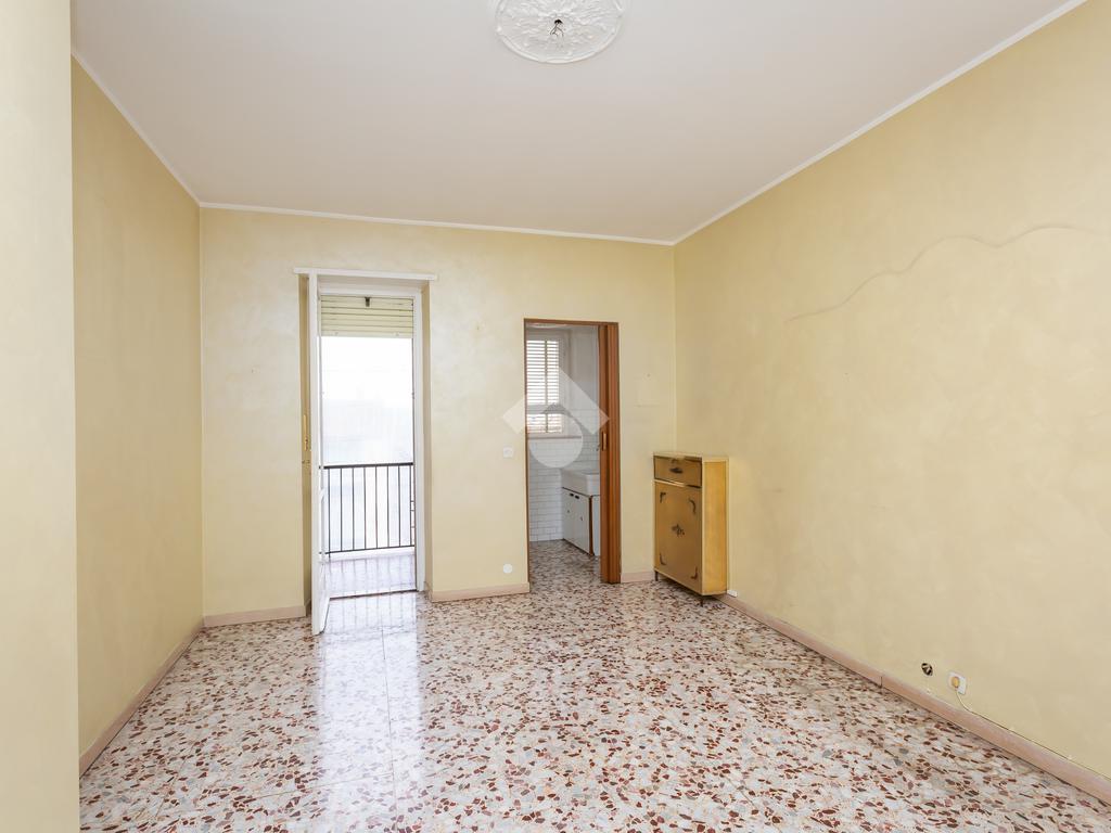 Apartamento de 2 dormitorios en Turin, Italy No. 378900