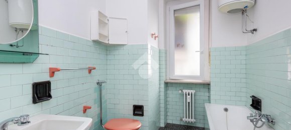 Apartamento de 2 dormitorios en Turin, Italy No. 378900 10