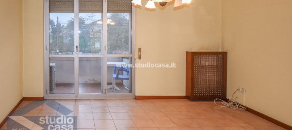 3 rooms Apartment in Lodi, Italy No. 183985 12