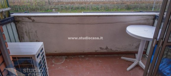 3 rooms Apartment in Lodi, Italy No. 183985 4