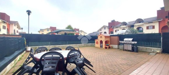 Квартира с 2 спальнями в Пишина, Италия № 214872 15