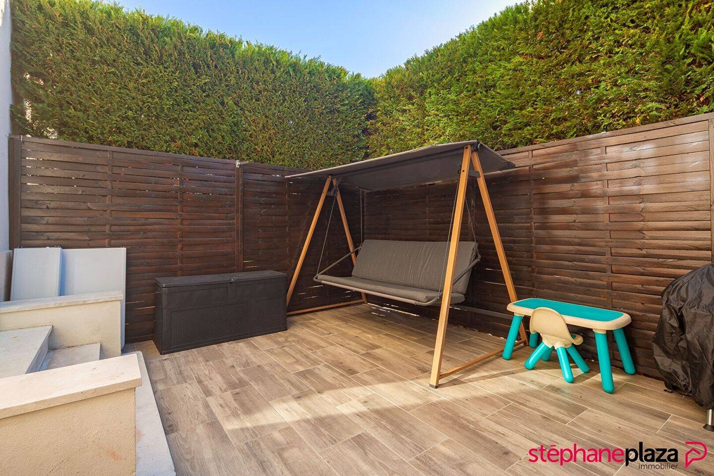 2 غرف نوم شقة في Bezons, France رقم 126655