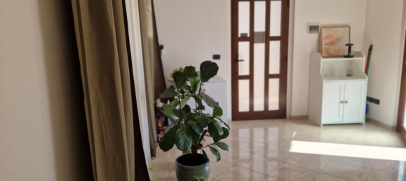 3-salle Appartement à Grottammare, Italy No. 289924 3