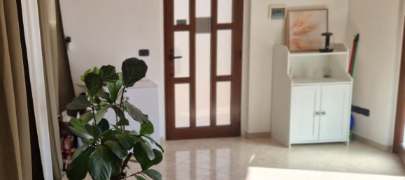 3-salle Appartement à Grottammare, Italy No. 289924 13