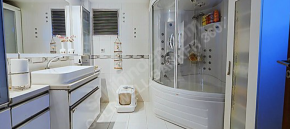 Apartamento de 4+1 en Izmir, Turkey No. 40366 15