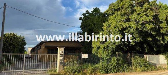 Armazém em Faenza, Italy 300 m² N.º 379576 11