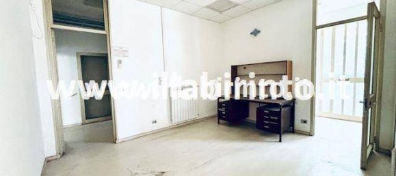 Armazém em Faenza, Italy 300 m² N.º 379576 8