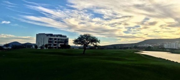 2 bedrooms Apartment in El Marques, Mexico No. 188424 2