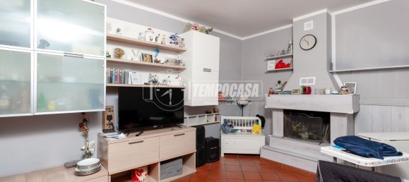 4 bedrooms Apartment in Crevalcore, Italy No. 347492 3