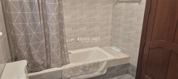 3 chambres Appartement à Pieta, Malta No. 5297 9