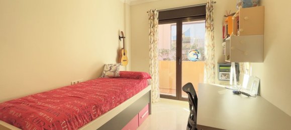 3 bedrooms Villa in Estepona, Spain No. 146294 16