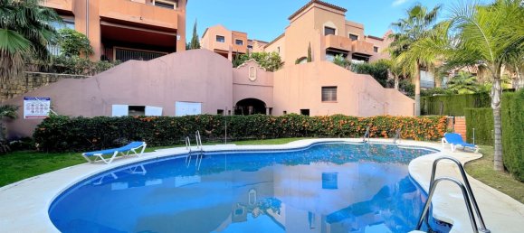 3 bedrooms Villa in Estepona, Spain No. 146294 2