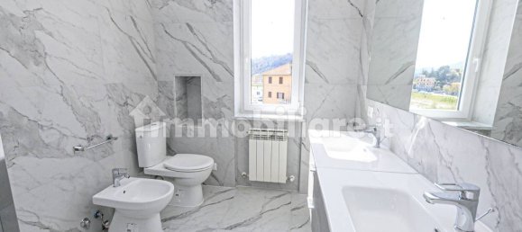 3 chambres Appartement à Serra Riccò, Italy No. 93389 20