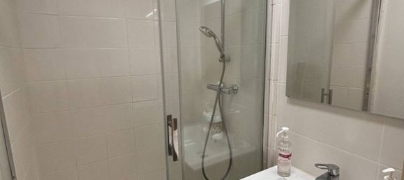 5 bedrooms Villa in Yvelines, France No. 130426 8