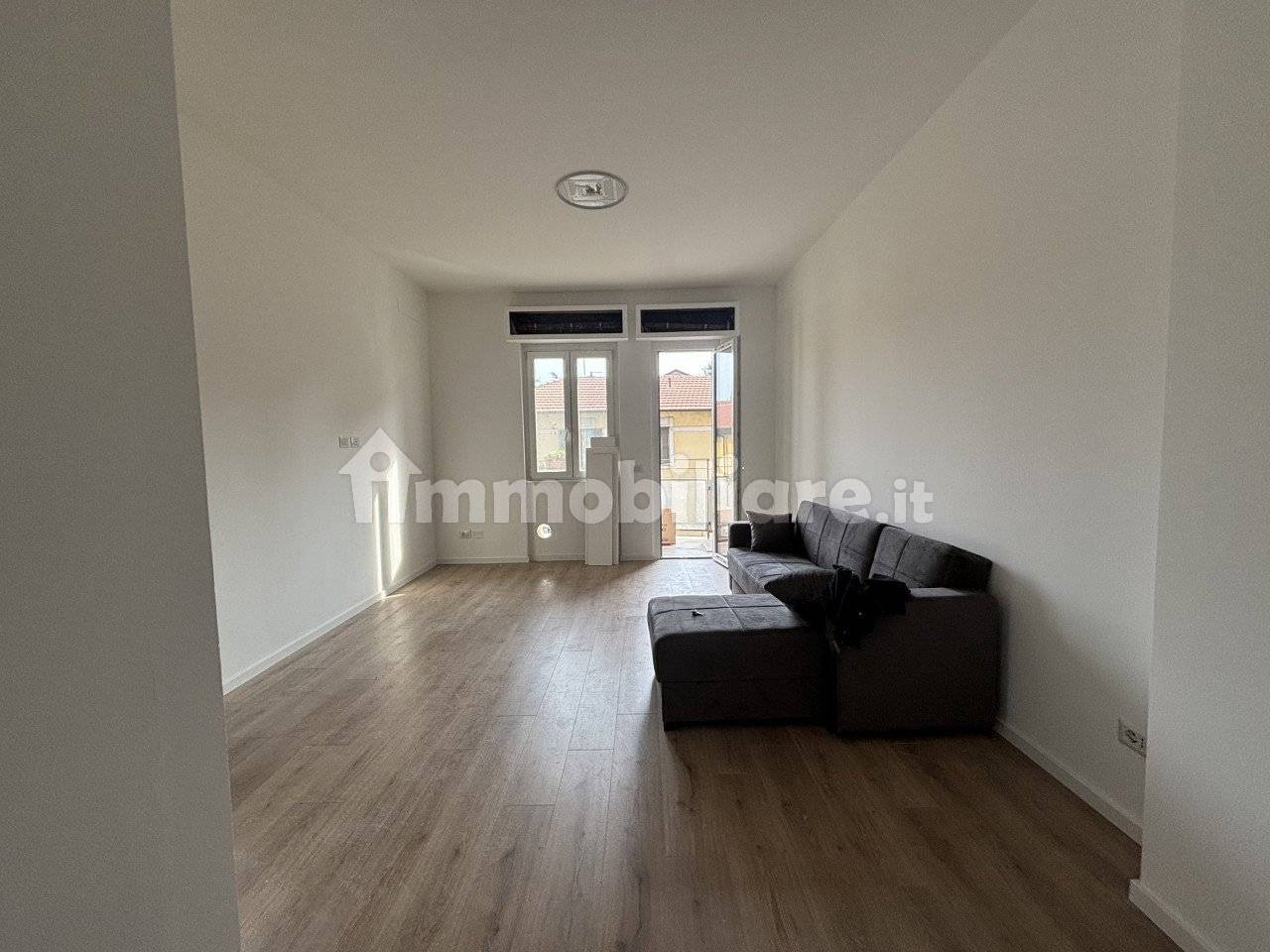 1 bedroom Apartment in Legnano, Italy No. 386930