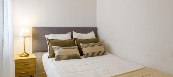 3 bedrooms Apartment in Madrid, Spain No. 97149 3